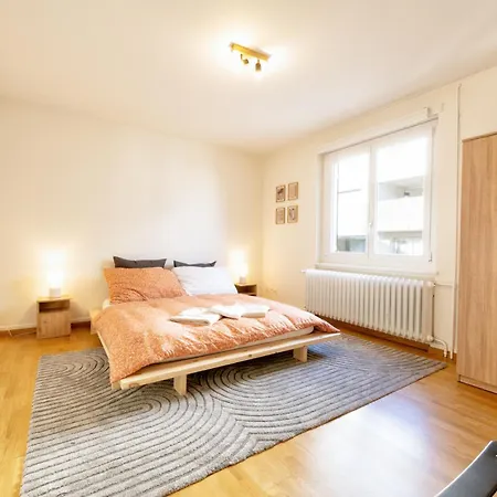 Zuerich: Live The City Vibe! * Zurich